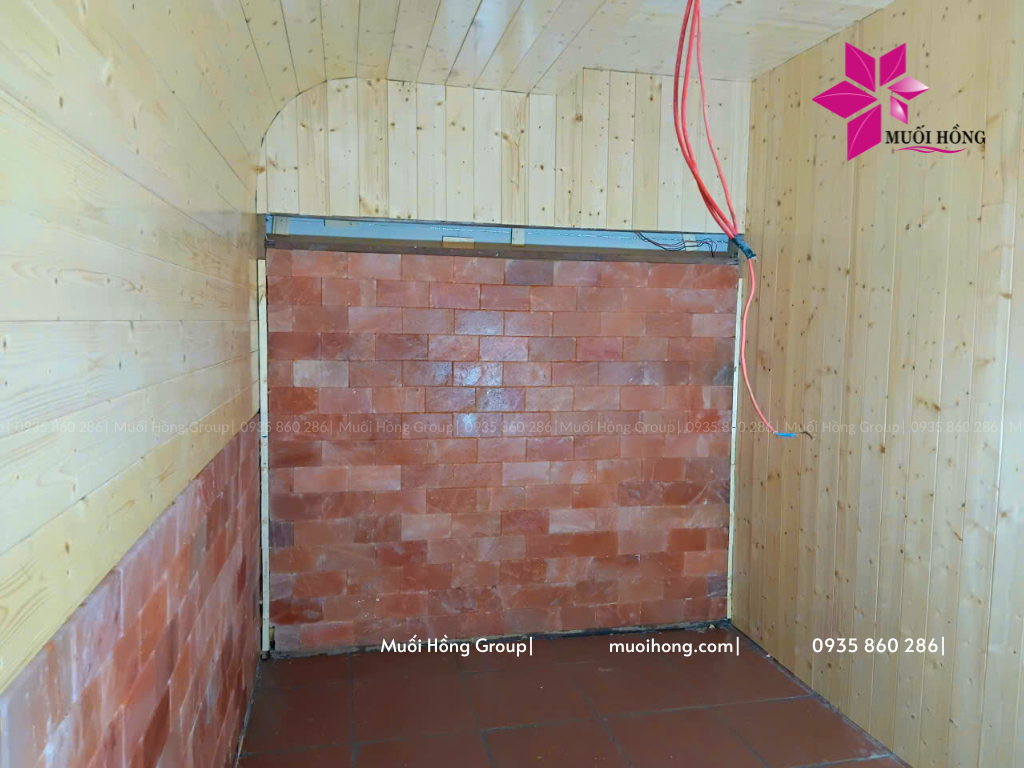 Thi công spa đá muối hồng ngoại